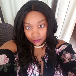 Meet your Posher, Sheena